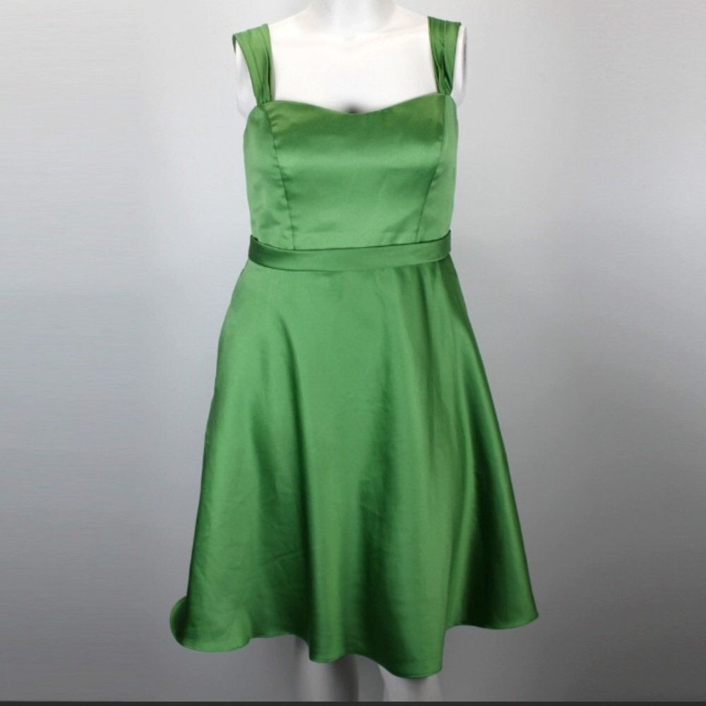 Tea length, jade green satin dress, sz 14